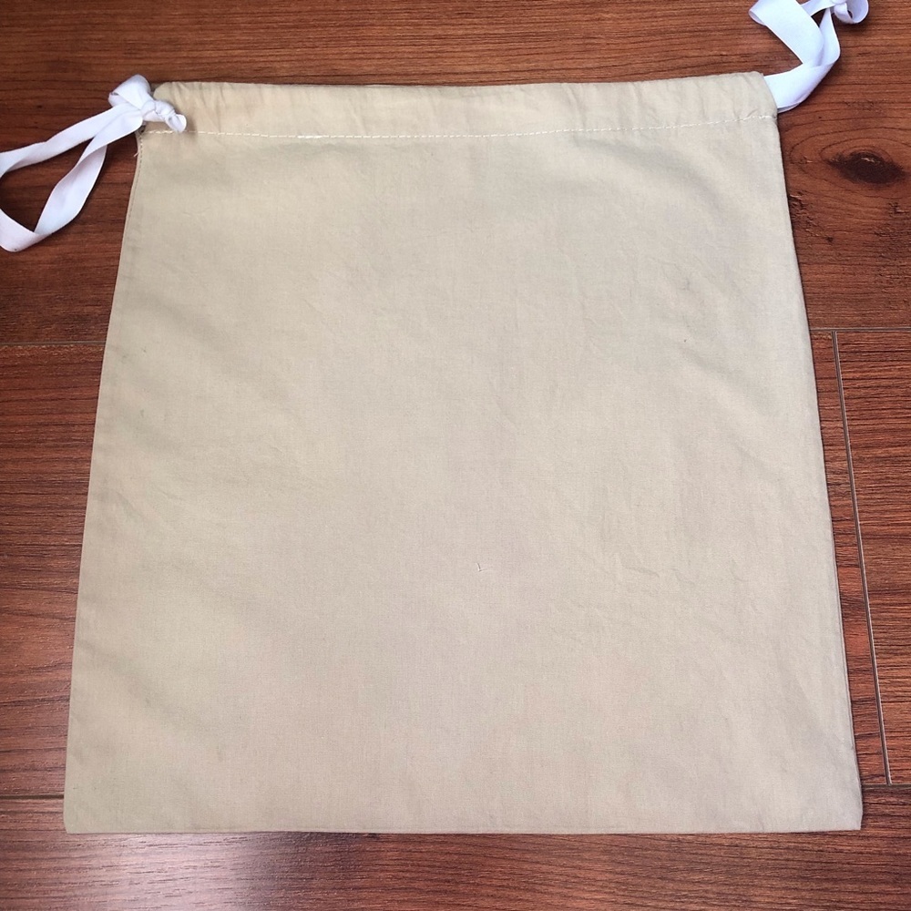 Gray Matters Beige Dust Bag 13 X 12.5 Shoes Purse — image 3 of 5